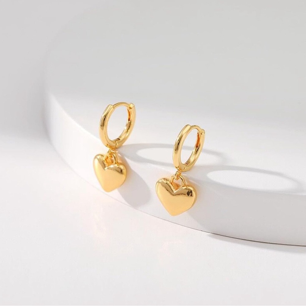 Fashion Earrings Gold Geometric Hoop Earrings heart shape dangle